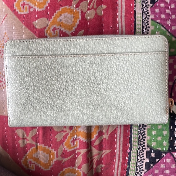 Kate Spade Wallet - Picture 2 of 5